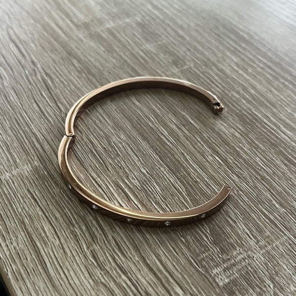 Fossil brand rose gold bangle bracelet - Picture 3 of 7